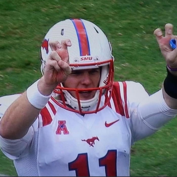 EE2323FA-C718-490F-A569-6C45556D36E2